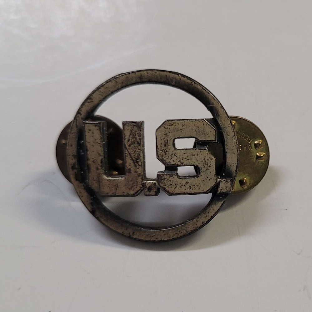 Vintage WWII U.S. Military Uniform Lapel Pin